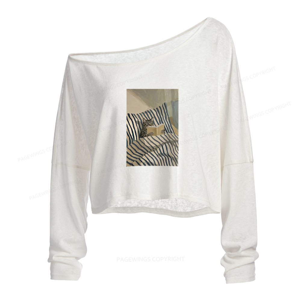 Pagewings Cat Reading Book in Bed Slouchy Long Sleeve Off Shoulder T-shirts