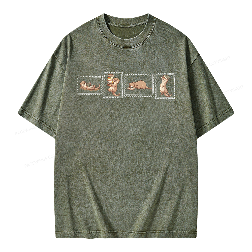 Pagewing Otter Reading Unisex Washed T-shirt
