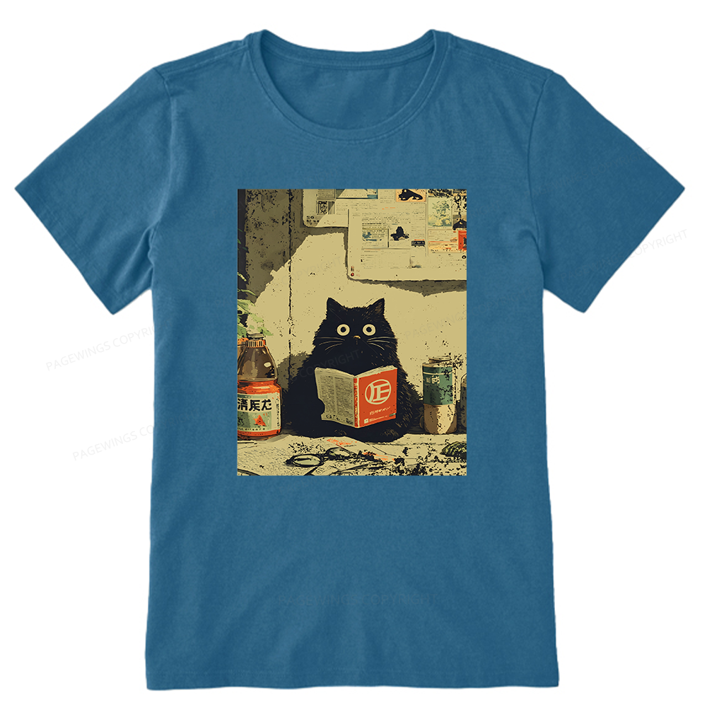 Pagewings Vintage Cat Book Unisex Classic T-shirt