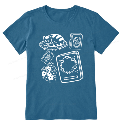 Pagewings Cat And Books Unisex Classic T-shirt