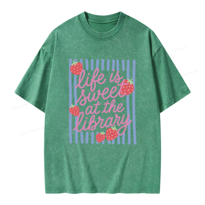 Pagewing Librarian Strawberries Unisex Washed T-shirt