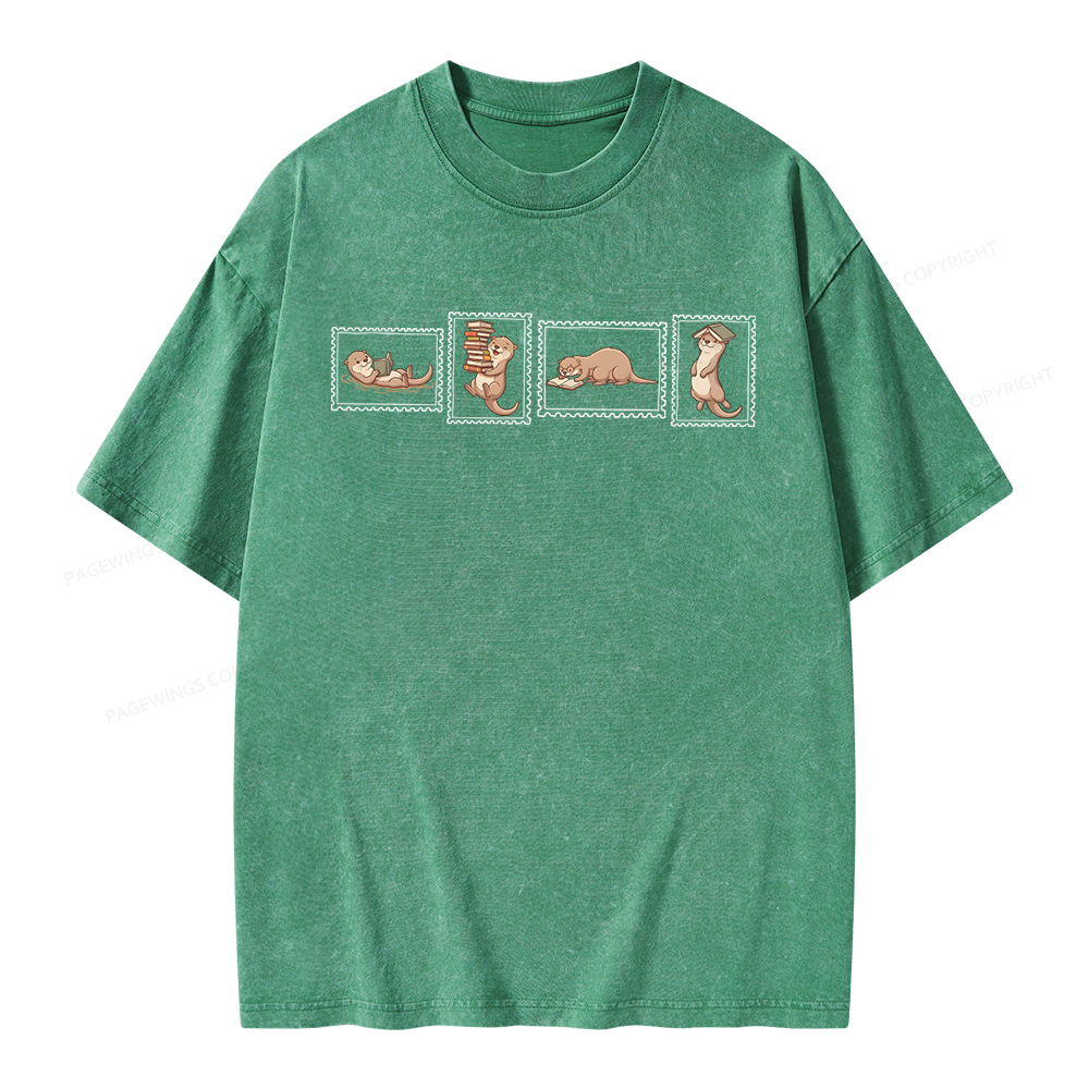 Pagewing Otter Reading Unisex Washed T-shirt