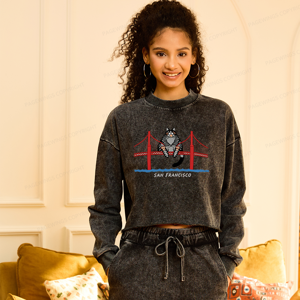 Pagewings Sci-Fi Book Lover Washed Crop Sweatshirt