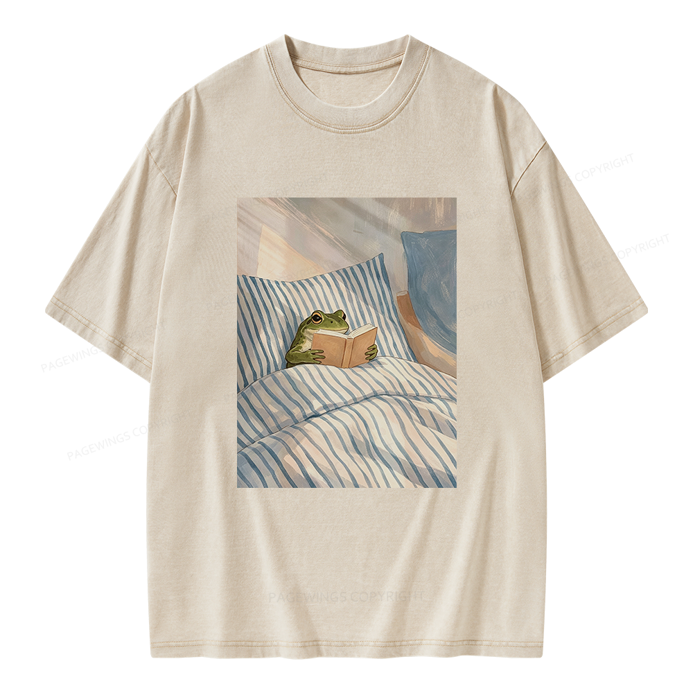 Pagewing Reading Frog Unisex Washed T-shirt