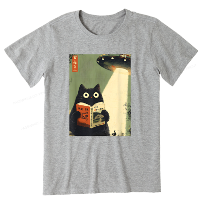 Pagewings Vintage Japanese Cat Book Lovers Unisex Classic T-shirt