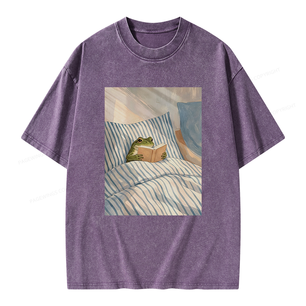 Pagewing Reading Frog Unisex Washed T-shirt