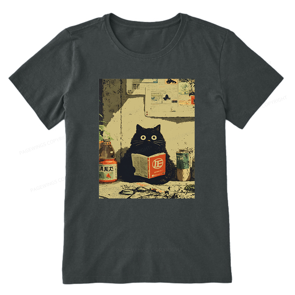 Pagewings Vintage Cat Book Unisex Classic T-shirt