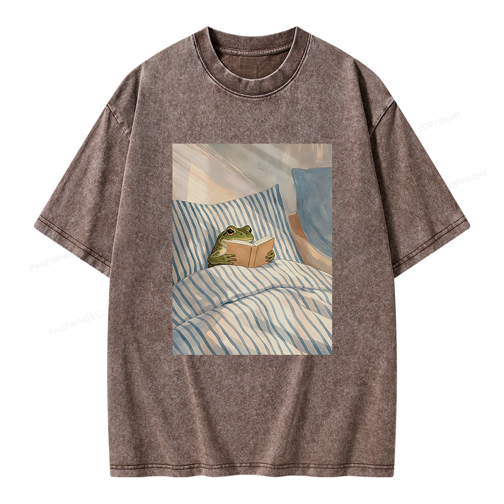 Pagewing Reading Frog Unisex Washed T-shirt