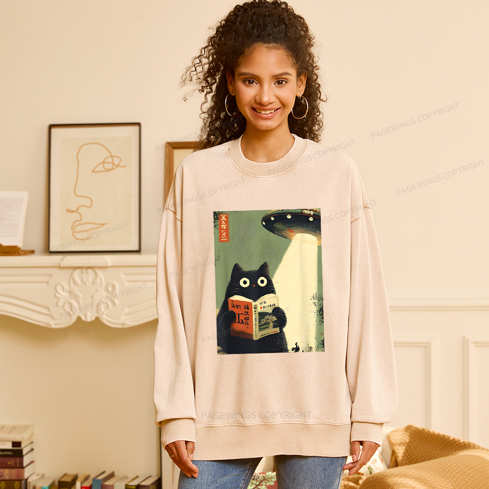 Pagewings Cat Book Lovers Unisex Washed Sweatshirt