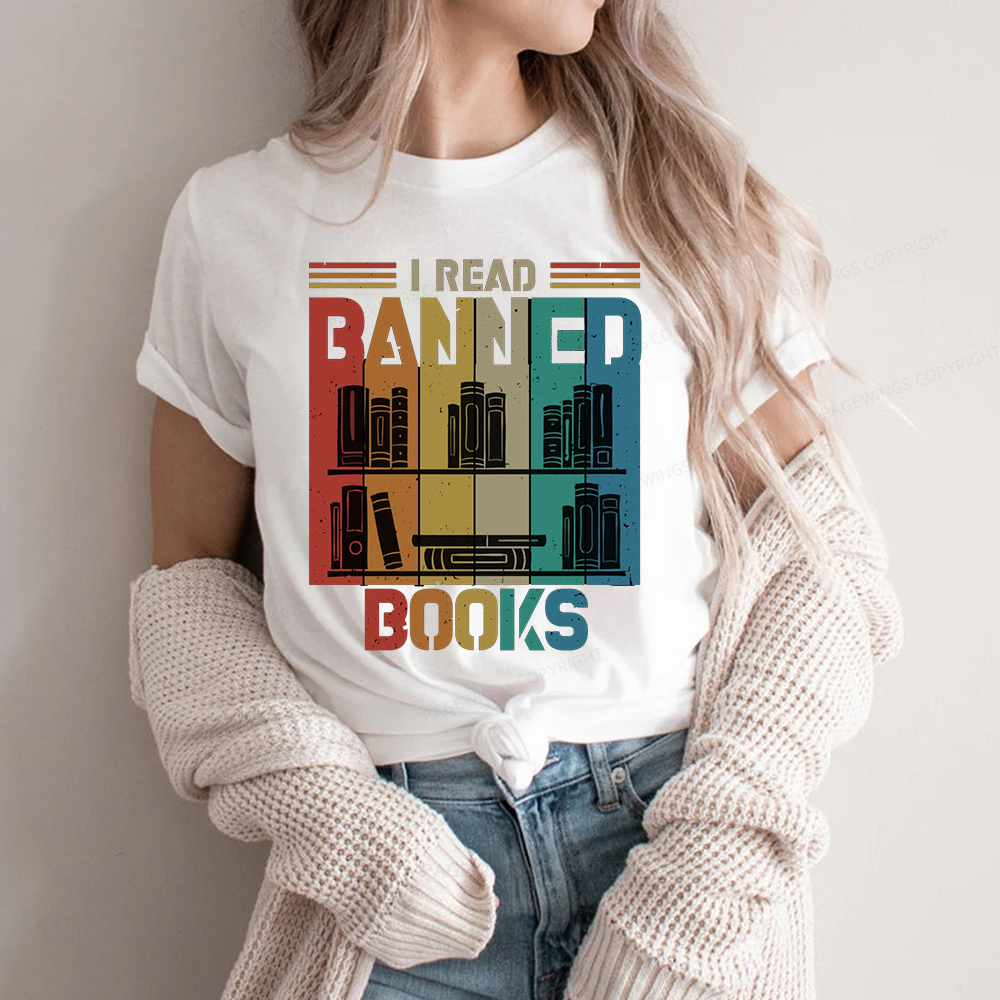 Pagewings  I Read Banned Books Unisex Classic T-shirt