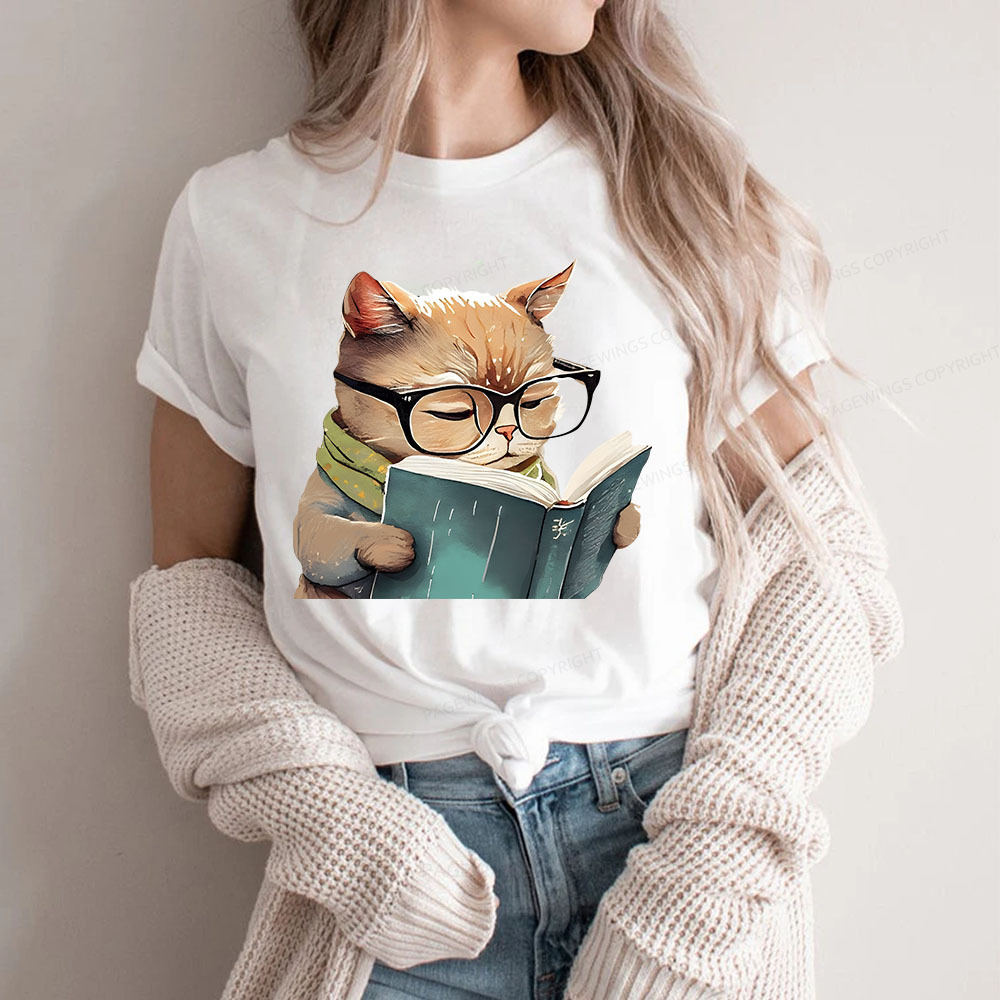 Pagewings Animals Reading Books Unisex Classic T-shirt