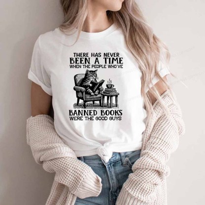 Pagewings Cats Reading Books Are Prohibited From Having Books Unisex Classic T-shirt