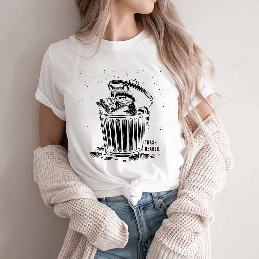 Pagewings Trash Reader Raccoon - Book Quote Unisex Classic T-shirt