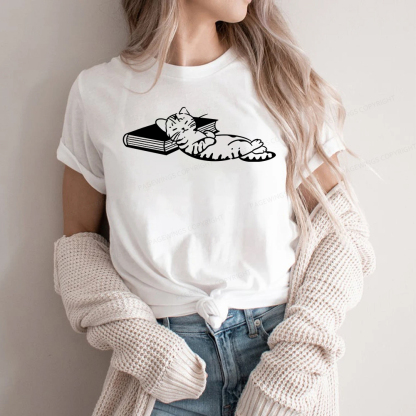 Pagewings A Cat Sleeping On The Book Unisex Classic T-shirt