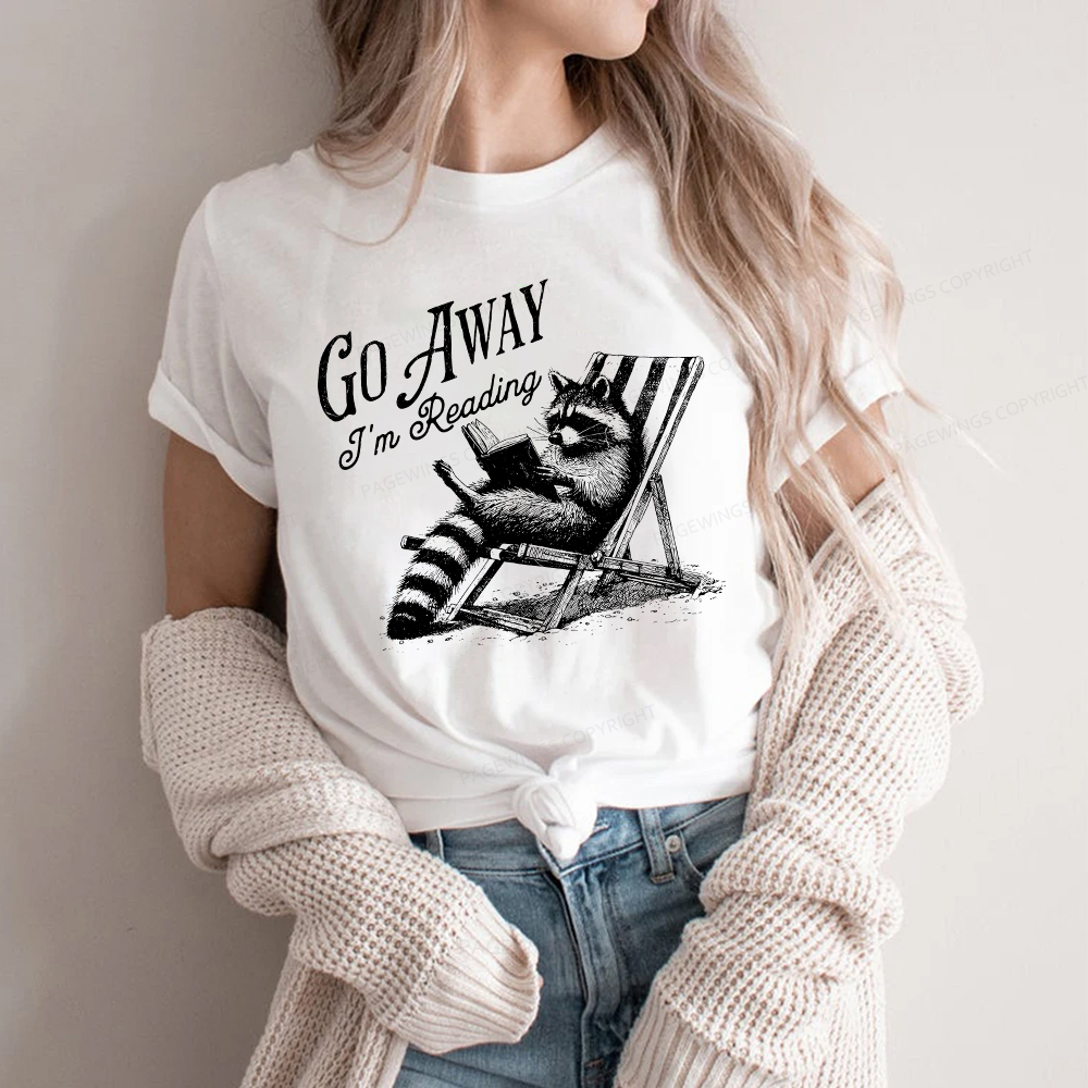 Pagewings Funny Raccoon Book Lover Tshirt Unisex Classic T-shirt