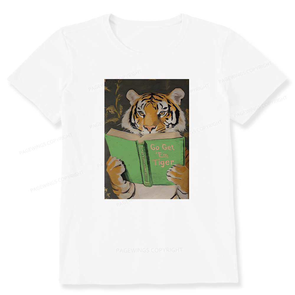 Pagewings Motivational Tiger Reading Unisex Classic T-shirt