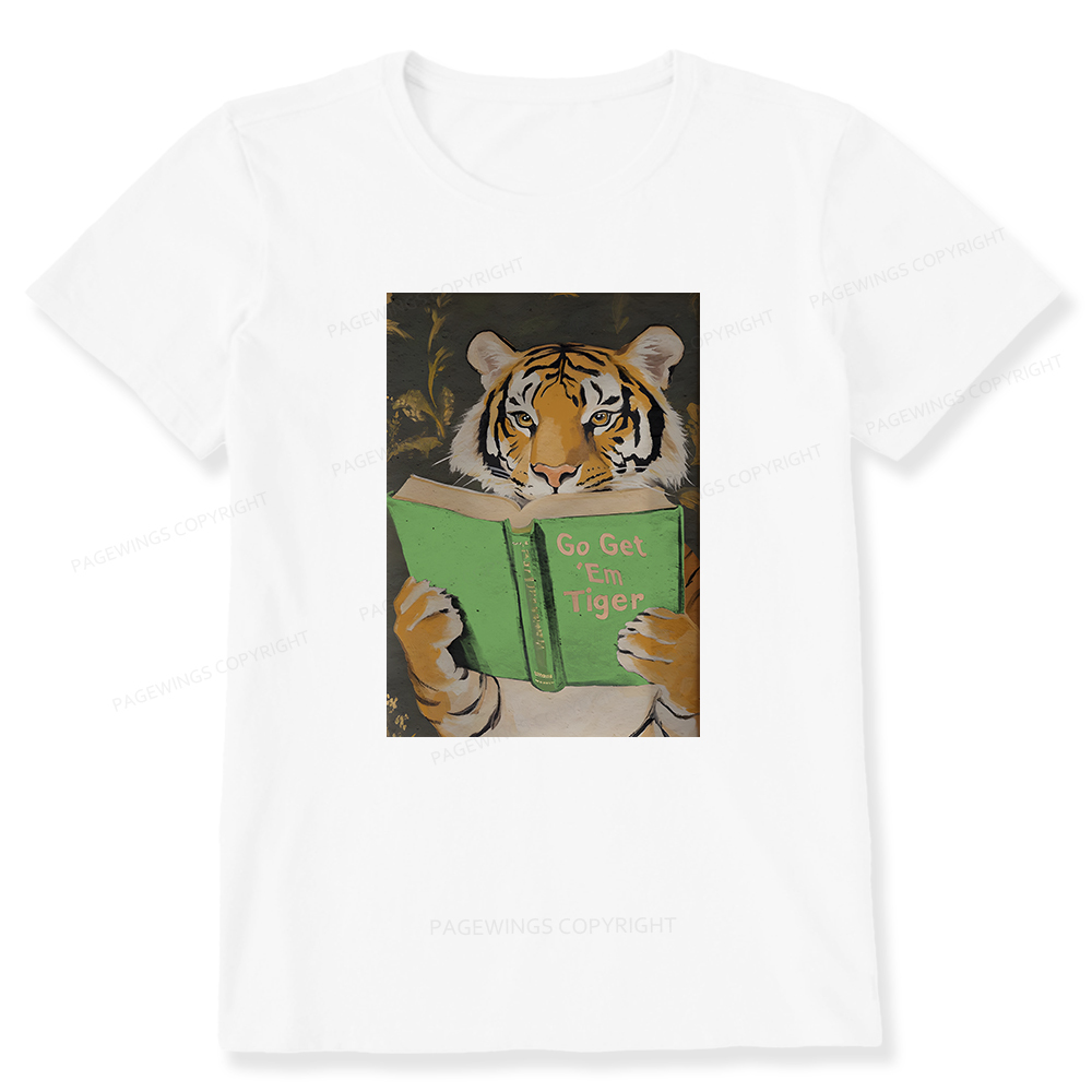 Pagewings Motivational Tiger Reading Unisex Classic T-shirt