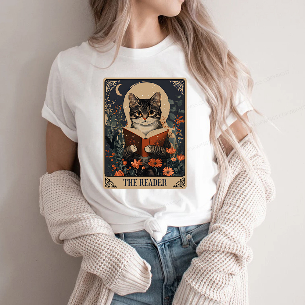Pagewings The Reader Tarot Card Cat Unisex Classic T-shirt