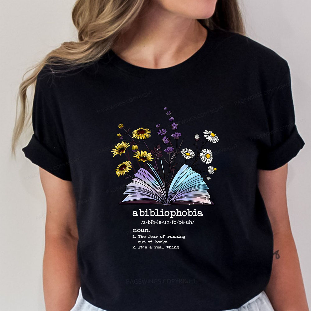 Pagewings Bibliophile Reading Unisex Classic T-shirt