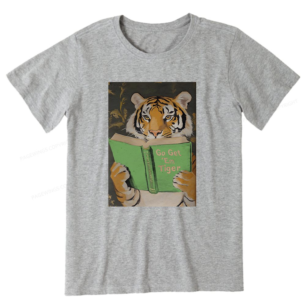 Pagewings Motivational Tiger Reading Unisex Classic T-shirt