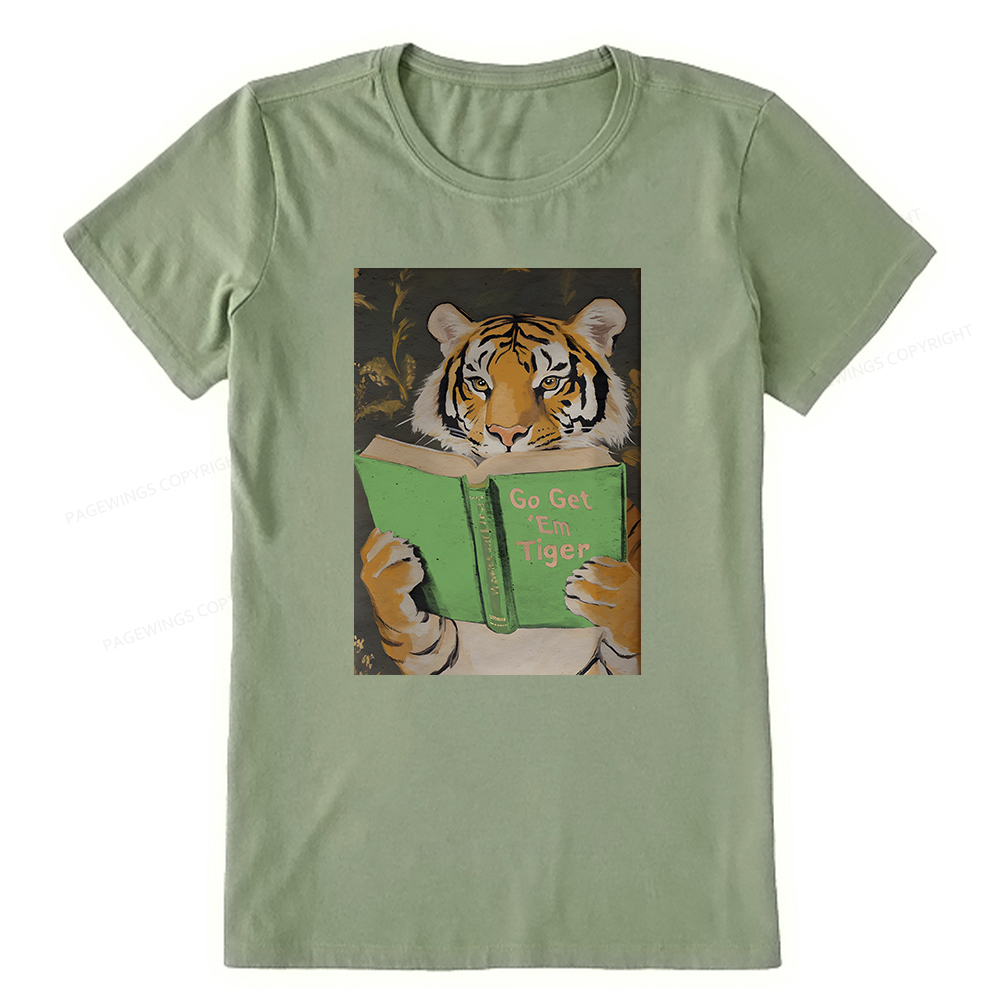 Pagewings Motivational Tiger Reading Unisex Classic T-shirt