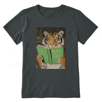 Pagewings Motivational Tiger Reading Unisex Classic T-shirt