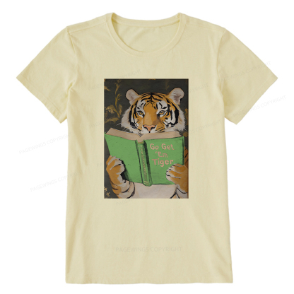 Pagewings Motivational Tiger Reading Unisex Classic T-shirt