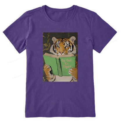 Pagewings Motivational Tiger Reading Unisex Classic T-shirt