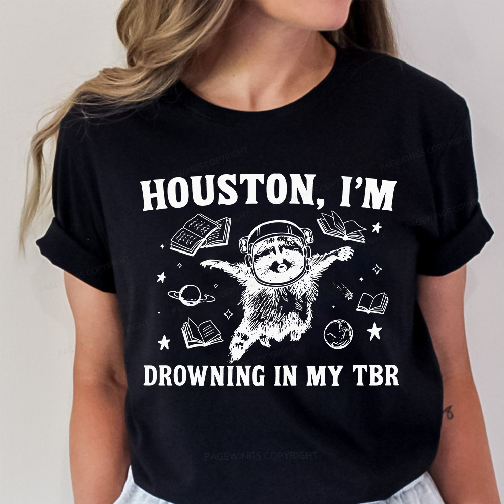 Pagewings Houston I’m Drowning In My TBR Unisex Classic T-shirt