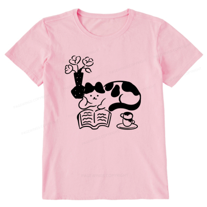 Pagewings The Cat Who Loves Reading Unisex Classic T-shirt
