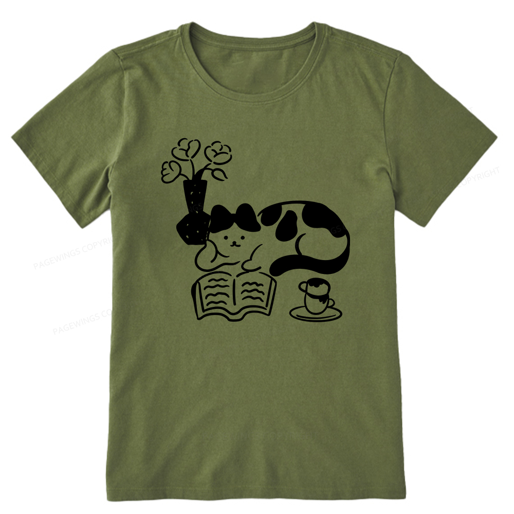 Pagewings The Cat Who Loves Reading Unisex Classic T-shirt