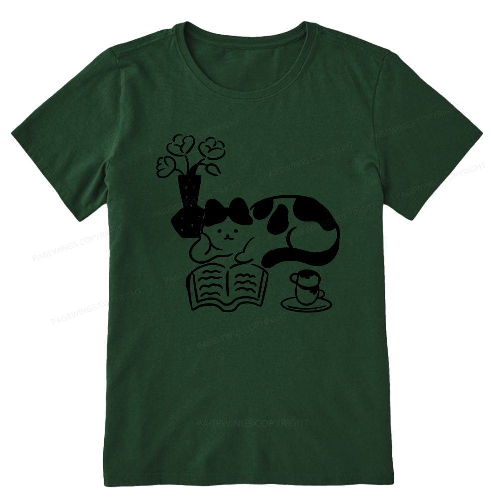 Pagewings The Cat Who Loves Reading Unisex Classic T-shirt