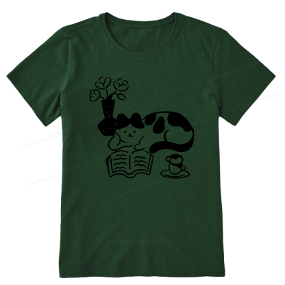 Pagewings The Cat Who Loves Reading Unisex Classic T-shirt