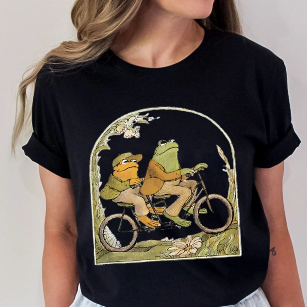 Pagewings Frog And Toad Book Vintage Unisex Classic T-shirt
