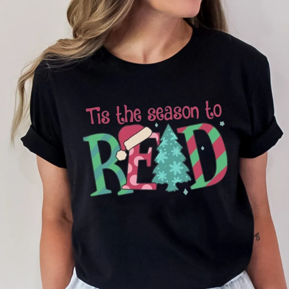 Pagewings Christmas Reading Unisex Classic T-shirt