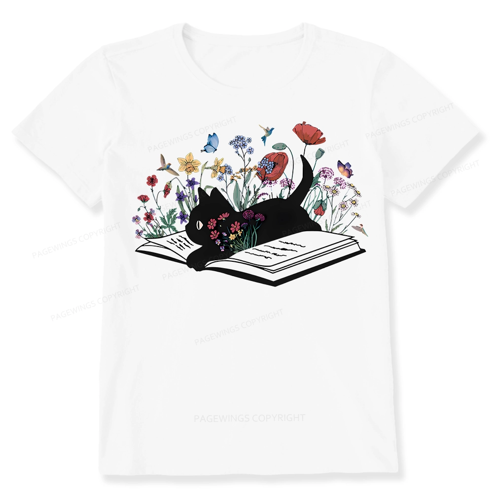 Pagewings Cute Book Cat Unisex Classic T-shirt