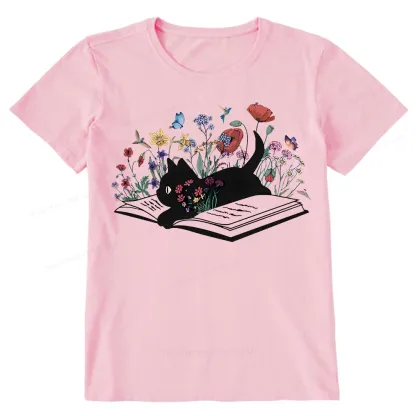 Pagewings Cute Book Cat Unisex Classic T-shirt