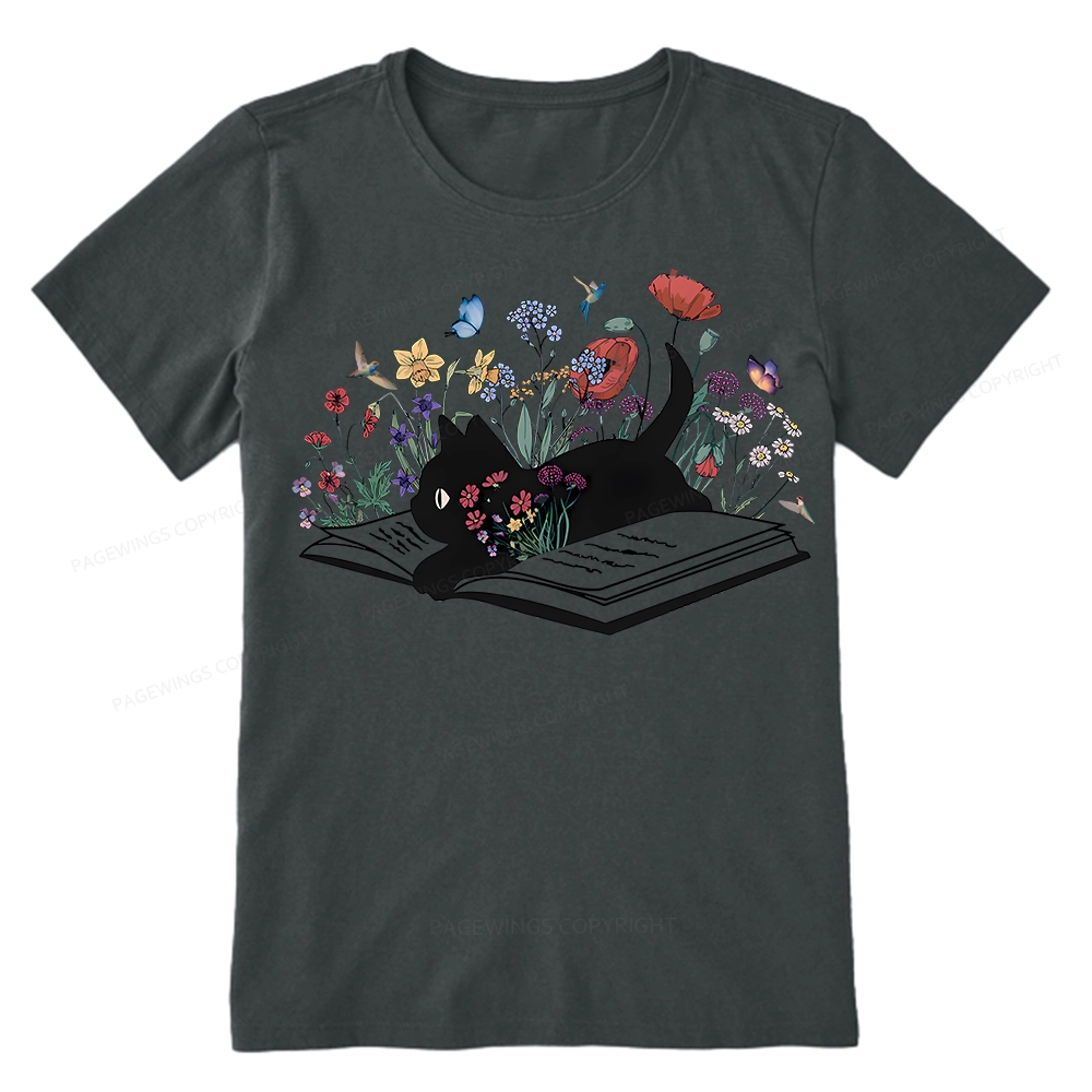Pagewings Cute Book Cat Unisex Classic T-shirt