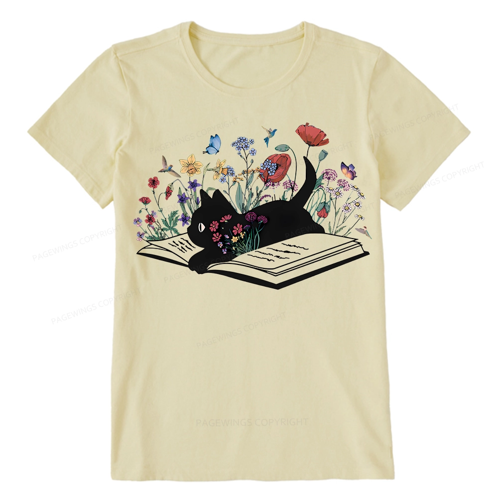 Pagewings Cute Book Cat Unisex Classic T-shirt