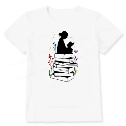 Pagewings Girl Reading Unisex Classic T-shirt