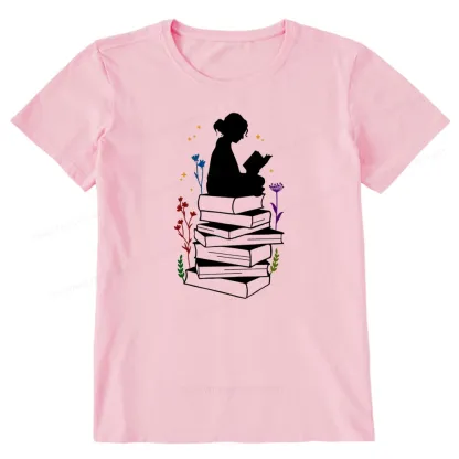 Pagewings Girl Reading Unisex Classic T-shirt