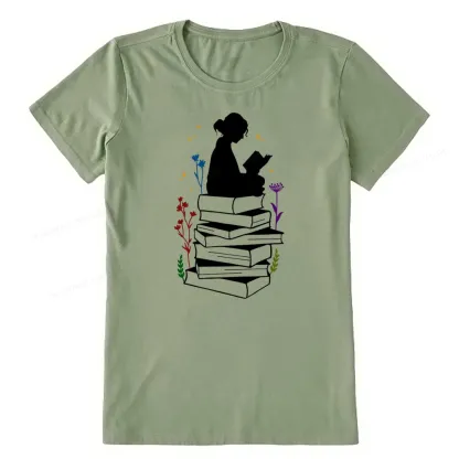 Pagewings Girl Reading Unisex Classic T-shirt