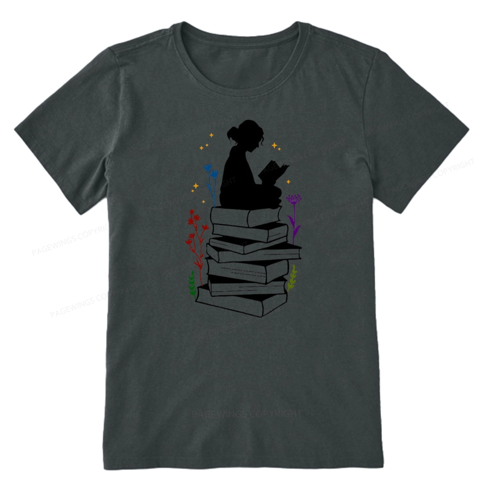 Pagewings Girl Reading Unisex Classic T-shirt