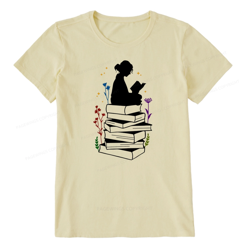Pagewings Girl Reading Unisex Classic T-shirt