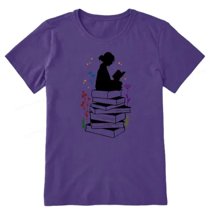 Pagewings Girl Reading Unisex Classic T-shirt
