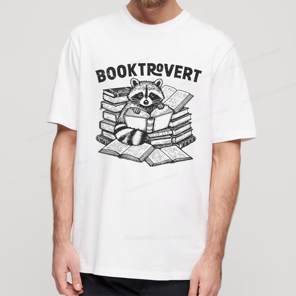 Pagewings A Raccoon Reading Seriously Unisex Classic T-shirt