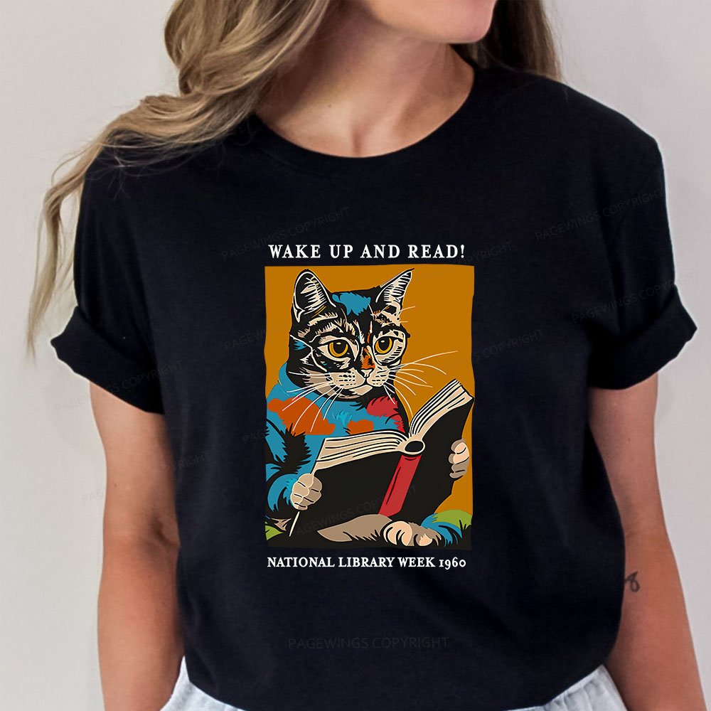 Pagewings Cat Reading Poster Unisex Classic T-shirt