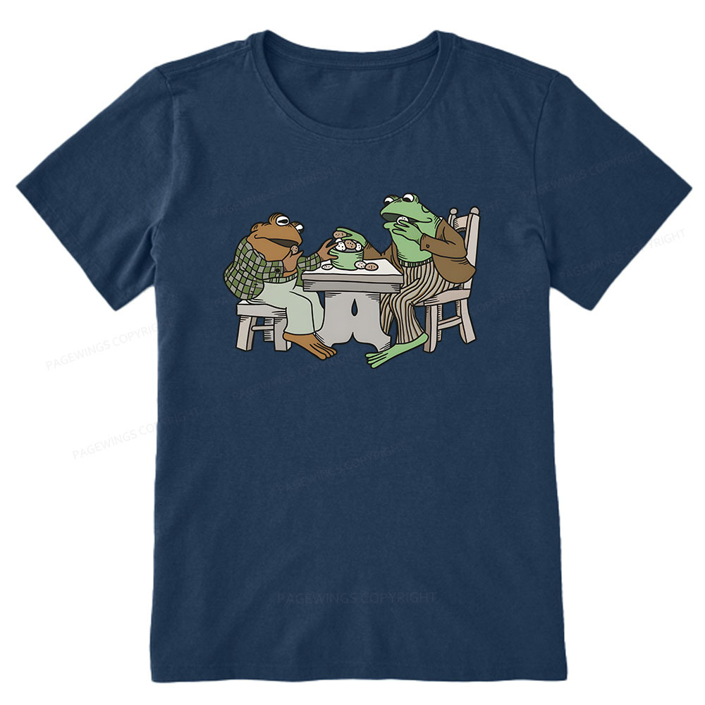 Pagewings Frog & Toad Eat Cookies <3 Unisex Classic T-shirt