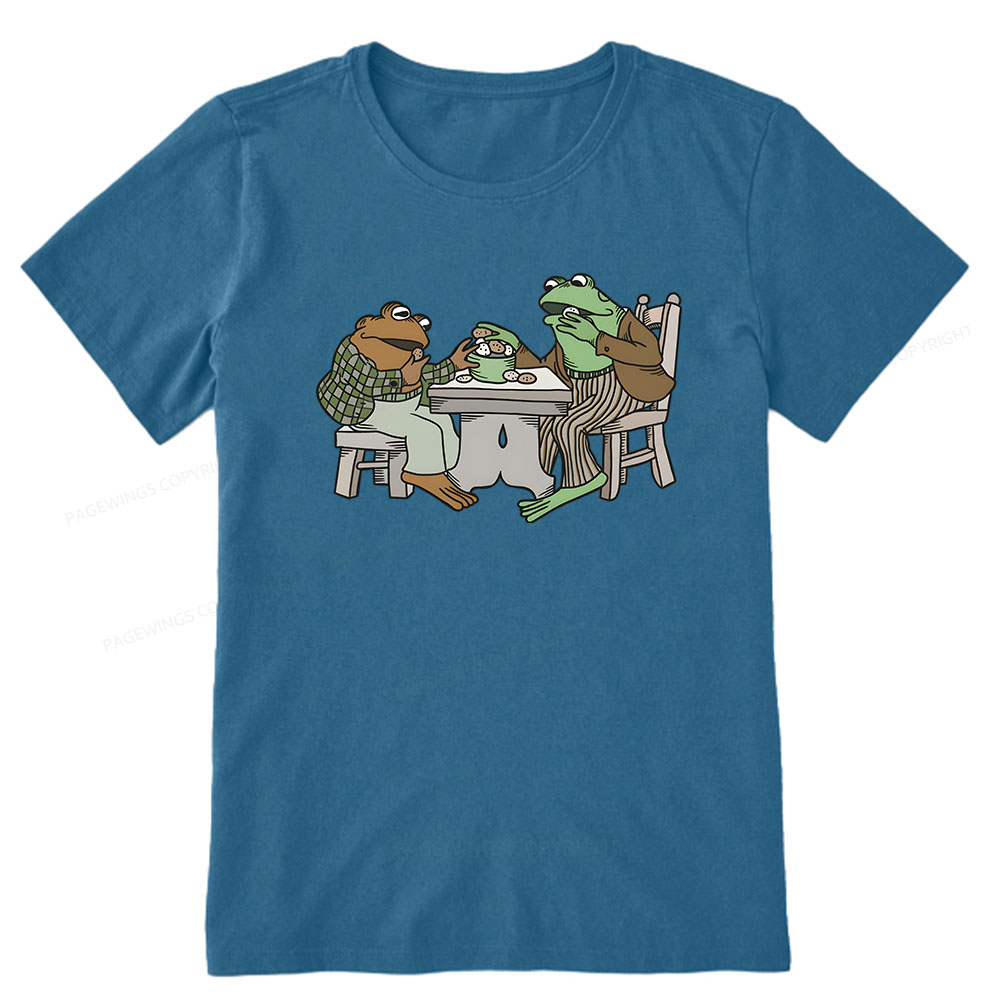 Pagewings Frog & Toad Eat Cookies <3 Unisex Classic T-shirt