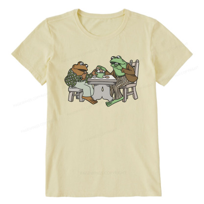 Pagewings Frog & Toad Eat Cookies <3 Unisex Classic T-shirt